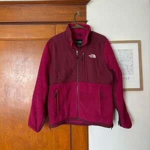 The North Face Women’s Denali Fleece Jacket